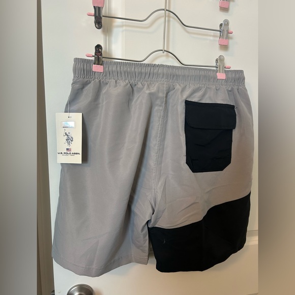 U.S. Polo Assn. USPA Color-Block Swim Shorts - Picture 11 of 16